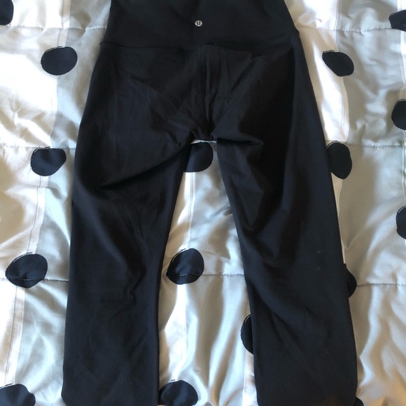 Lululemon mid-rise leggings